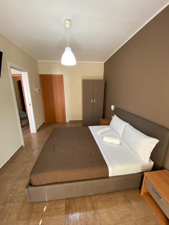 Nick & Santo'S Holiday Homes B&B Giardini Naxos Luaran gambar