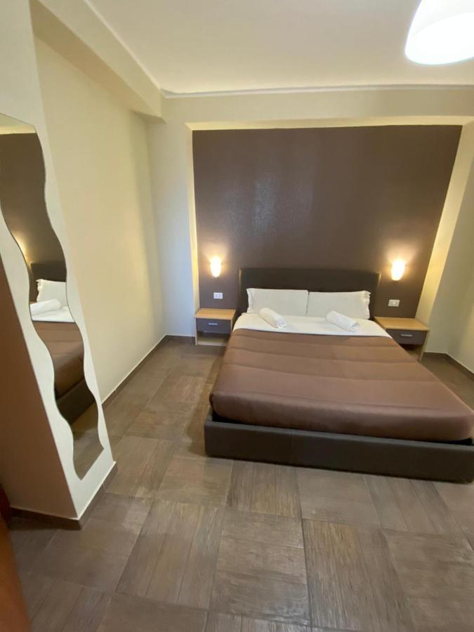 Nick & Santo'S Holiday Homes B&B Giardini Naxos Luaran gambar